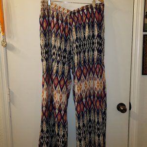 Woman's Diamonds Ambience Appared Pants